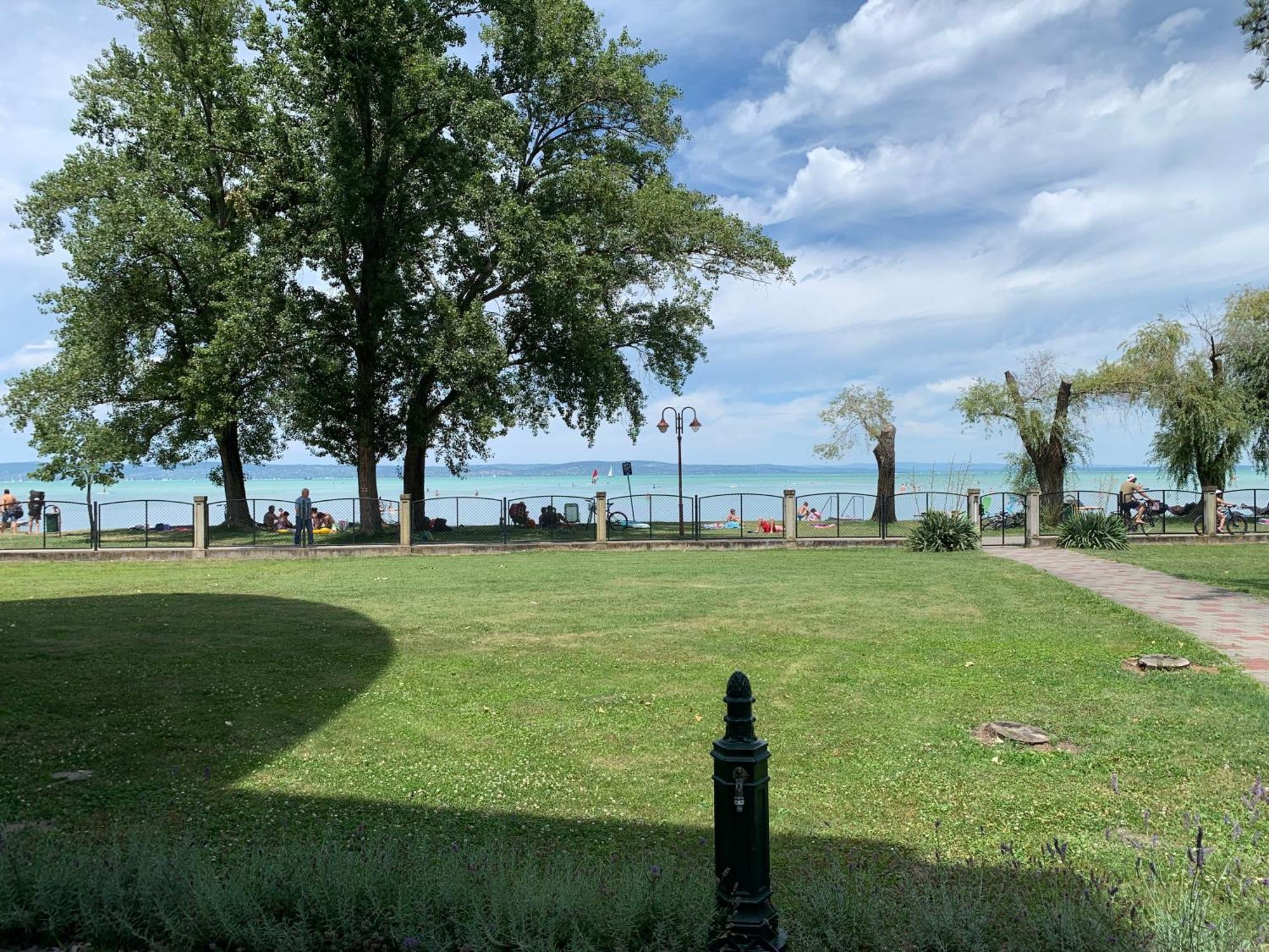 Vizparti Relax Apartman Siófok Exterior foto